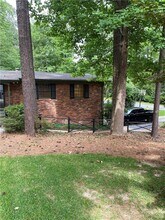 2000 Fairway Cir NE in Atlanta, GA - Building Photo - Building Photo
