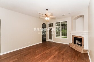 1581 Farkleberry Dr in Cordova, TN - Foto de edificio - Building Photo