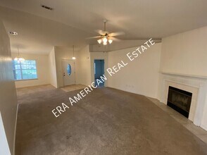 4250 Shadow Ln in Niceville, FL - Building Photo - Building Photo