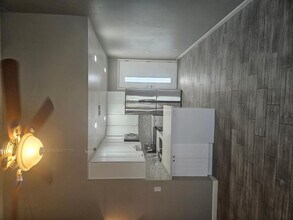 935 E Roma Ave in Phoenix, AZ - Building Photo - Building Photo