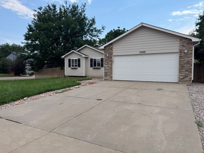 3200 Mammoth Cir in Wellington, CO - Building Photo - Building Photo