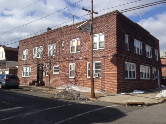 32-34 Halstead St in Kearny, NJ - Building Photo