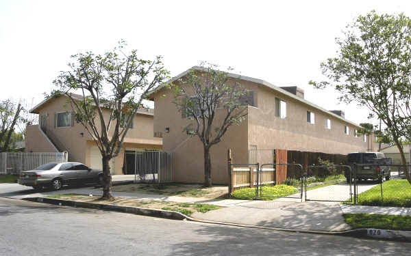 812 N Taylor Ave in Montebello, CA - Building Photo