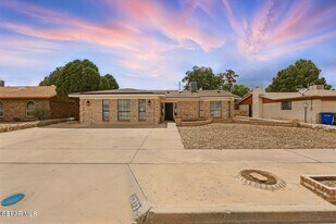 11273 Ivanhoe Dr in El Paso, TX - Building Photo