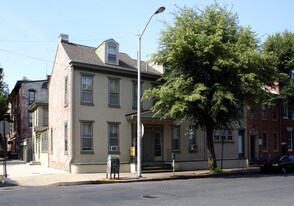 544 Elm St in Reading, PA - Building Photo