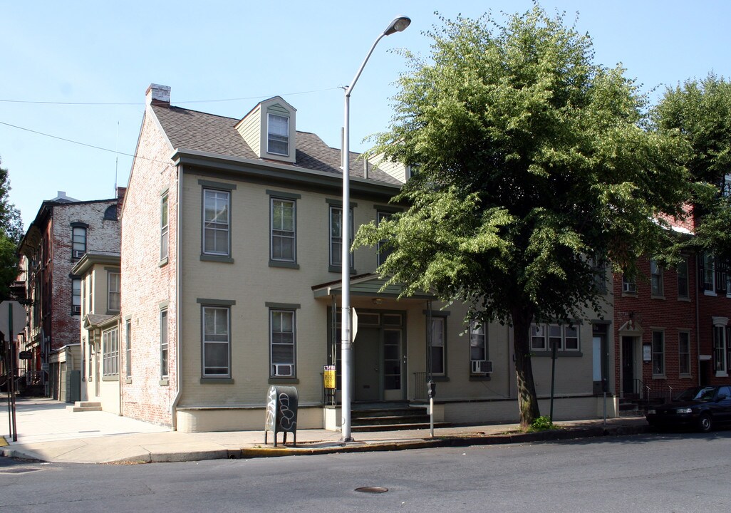 544 Elm St in Reading, PA - Foto de edificio