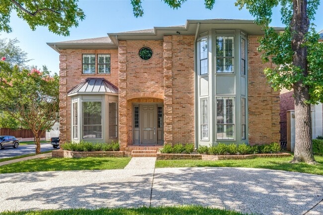 property at 3201 Saint Johns Dr