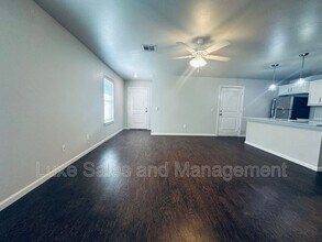 11412 N Lincoln Blvd in Oklahoma City, OK - Building Photo - Building Photo