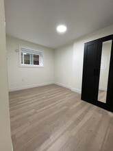 14145-1460A 60A Ave in Surrey, BC - Building Photo - Building Photo