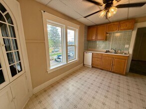 915 S 3rd Ave in Wausau, WI - Building Photo - Building Photo