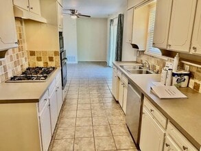 8817 Hilltop Rd in Argyle, TX - Building Photo - Building Photo