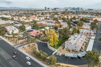 Alexis Heights in Las Vegas, NV - Building Photo - Building Photo