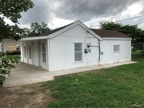 610 E Park Ave in Pharr, TX - Building Photo - Building Photo