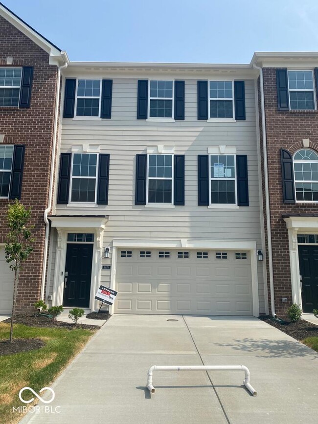6878 Sunstone Pl in Carmel, IN - Building Photo - Building Photo