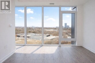 1 Quarrington Lane in North York, ON - Building Photo - Building Photo