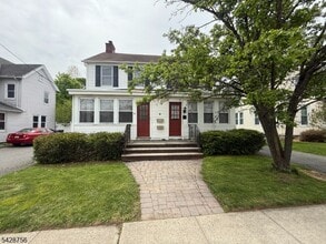23 E Hanover Ave in Morris Plains, NJ - Building Photo - Building Photo