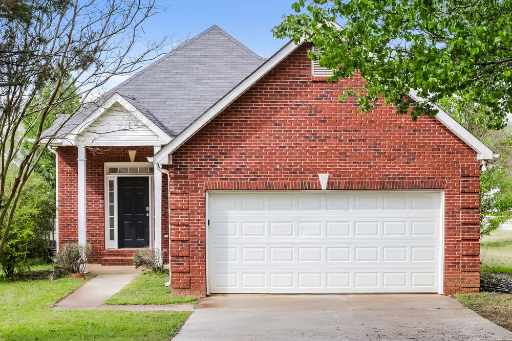 116 Unity Cove in Locust Grove, GA - Building Photo