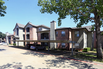 Fountains of Denton in Denton, TX - Building Photo - Building Photo