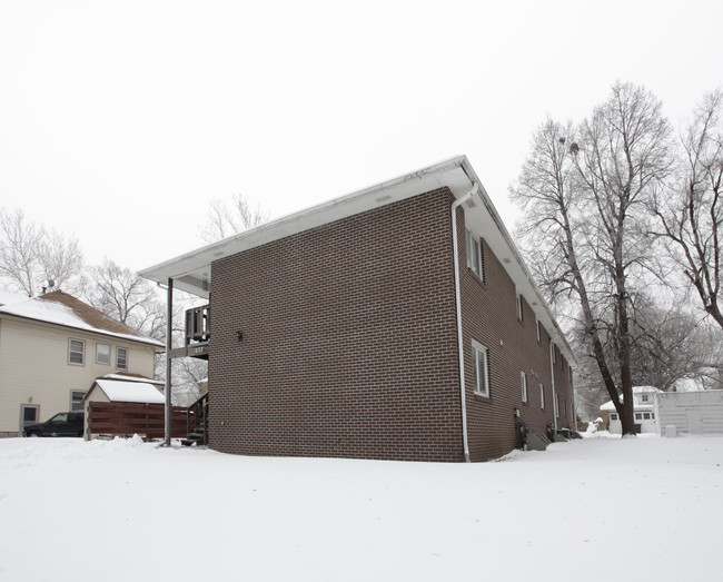 1027 Washington St in Lincoln, NE - Building Photo - Building Photo