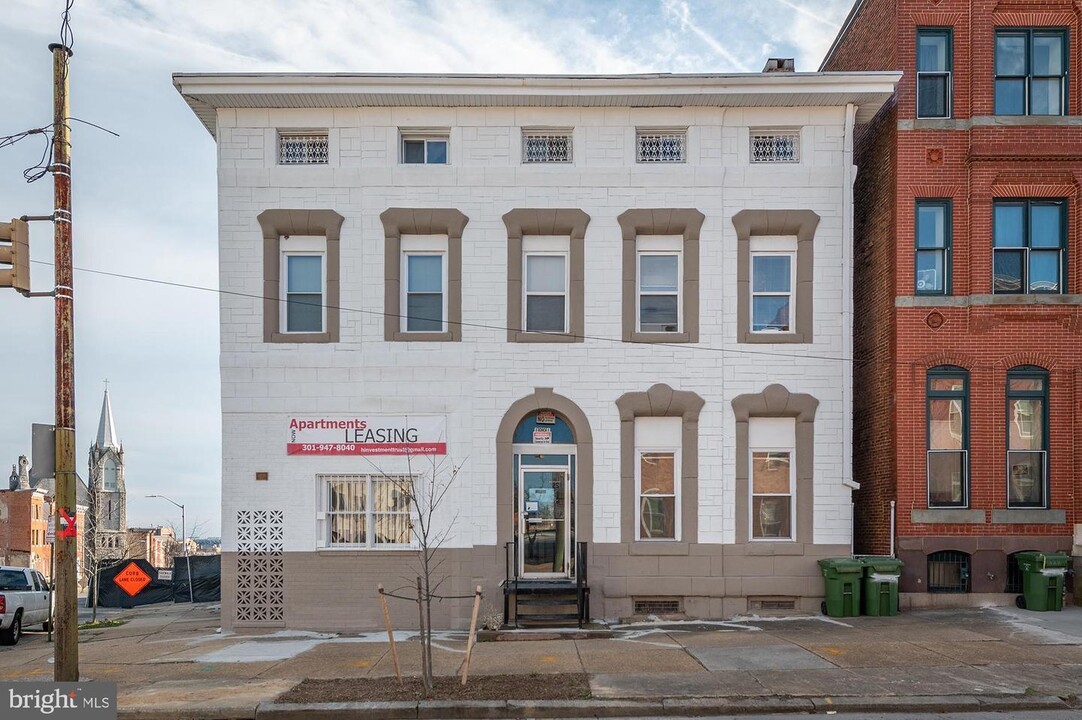 1001 W Lafayette Ave in Baltimore, MD - Building Photo