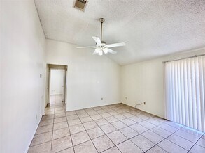 13753 Sablecrest Dr in Houston, TX - Building Photo - Building Photo