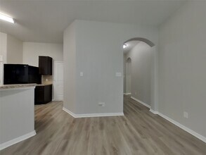 12850 Spruce Cir in Tomball, TX - Foto de edificio - Building Photo