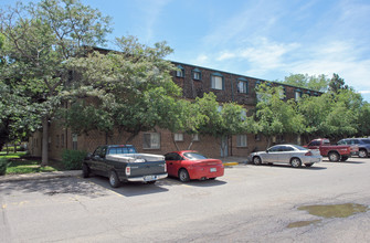 Garden Center Apartments in Broomfield, CO - Building Photo - Building Photo