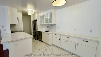 250 Whitmore St in Oakland, CA - Building Photo - Building Photo