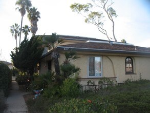 467 Linfield Pl in Goleta, CA - Building Photo - Building Photo