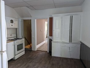 527 Hopson St NE in Grand Rapids, MI - Building Photo - Building Photo