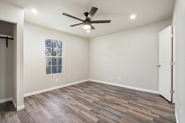 1231 French Ave in Odessa, TX - Foto de edificio - Building Photo