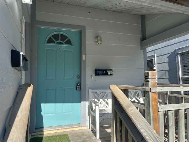 3412 Denver Ave in Corpus Christi, TX - Building Photo - Building Photo