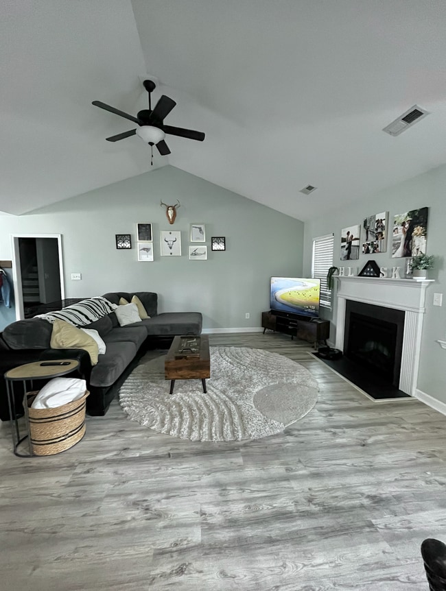 505 Maggies Ct in Jacksonville, NC - Building Photo - Building Photo