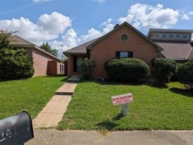 3242 Gatsby Ln in Montgomery, AL - Building Photo