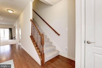 12805 Longford Glen Dr in Germantown, MD - Building Photo - Building Photo