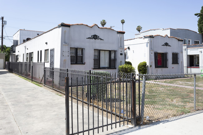 536 W 48th St in Los Angeles, CA - Building Photo - Building Photo