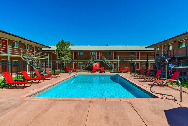 Aspire Fillmore in Colorado Springs, CO - Foto de edificio - Building Photo