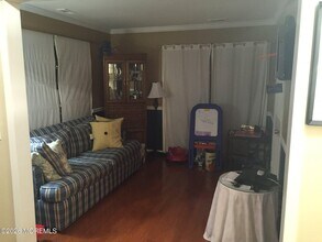 505 Harding Rd in Freehold, NJ - Building Photo - Building Photo