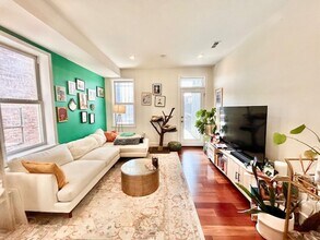 1240 Columbia Rd NW in Washington, DC - Building Photo - Building Photo