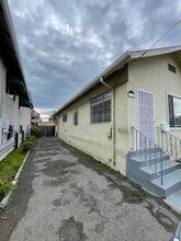 869 Brockhurst St in Oakland, CA - Building Photo - Building Photo