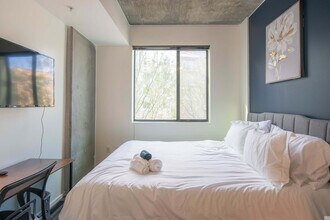 333 E Roosevelt St in Phoenix, AZ - Building Photo - Building Photo