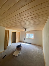 16696 Gross Dr in Bend, OR - Building Photo - Building Photo