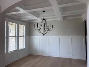 4040 Sierra Vis Cir in Cumming, GA - Foto de edificio - Building Photo