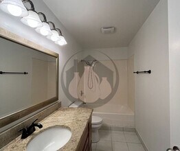 3370 Beacon Ct NE in Salem, OR - Building Photo - Building Photo