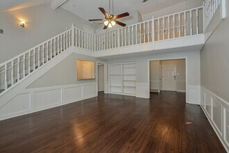 7375 Ashley Oaks Dr in Memphis, TN - Foto de edificio - Building Photo