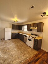 704 S 2nd St, Unit 5 in Williamsburg, KY - Building Photo