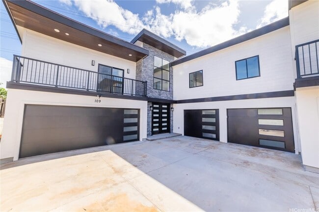 property at 1091 Pu?u ?Alani Way