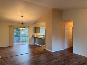 9754 N Ptarmigan Dr in Hayden, ID - Building Photo - Building Photo