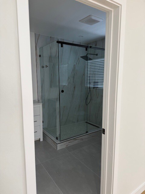 633 8th St in Hermosa Beach, CA - Foto de edificio - Building Photo