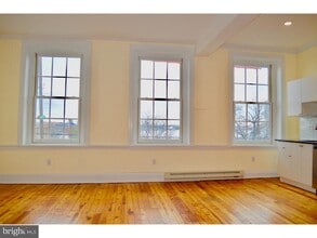 510 S Front St in Philadelphia, PA - Building Photo - Building Photo